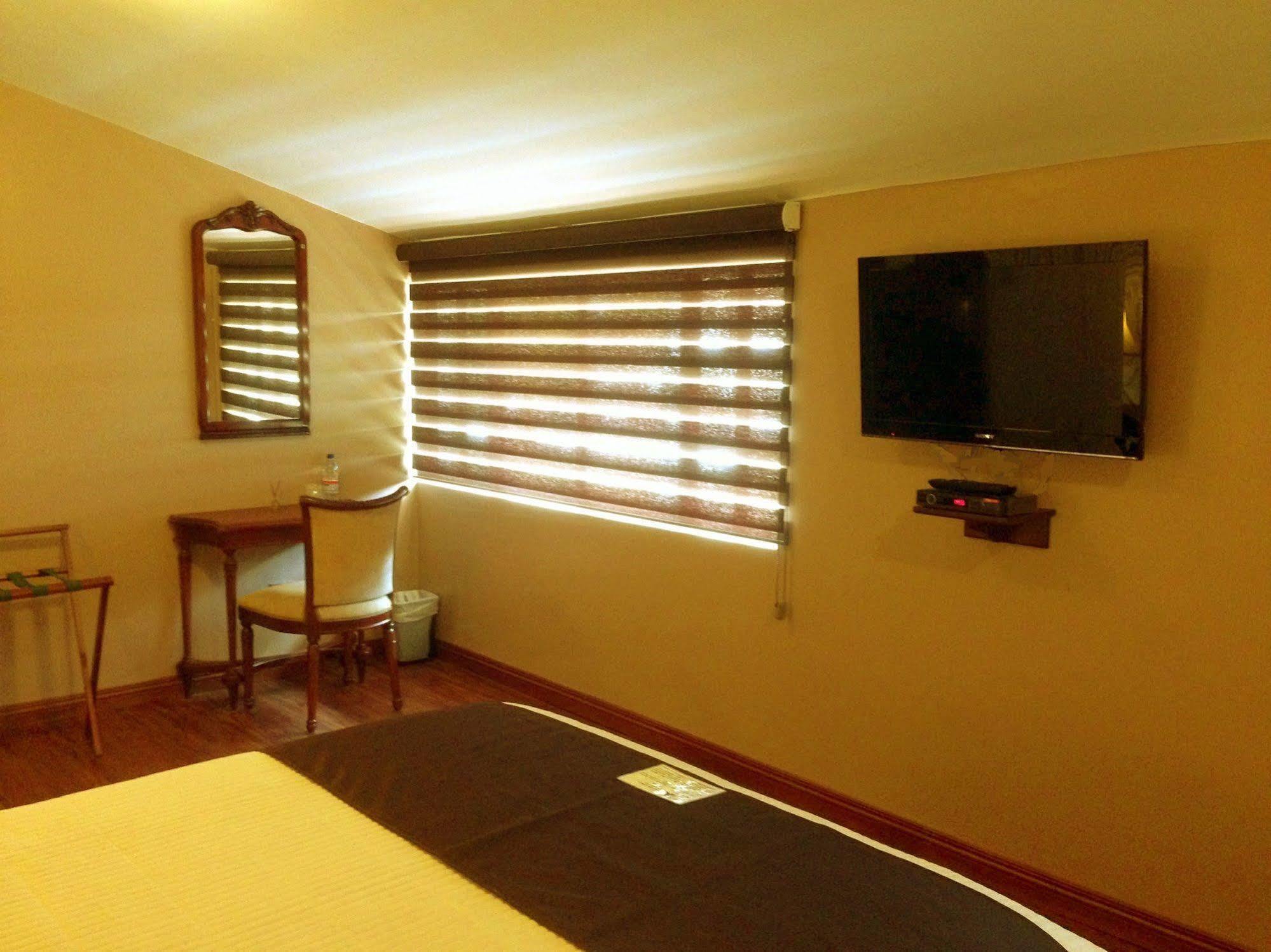 Emilia Guest house 3*